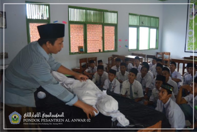 PRAKTIK MENALI KAFAN SEBULUM DIKAFANI